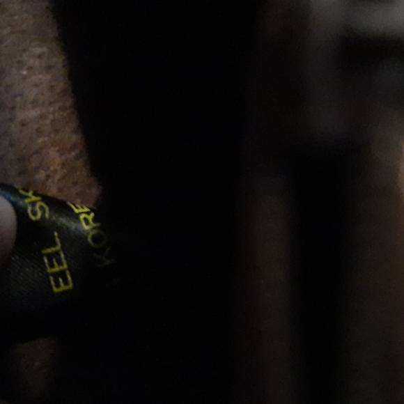 Dark chocolate EEL Skin vintage purse , great condition - Picture 5 of 7